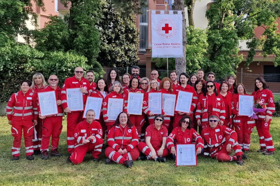 Cerimonia di benedizione dell'ambulanza